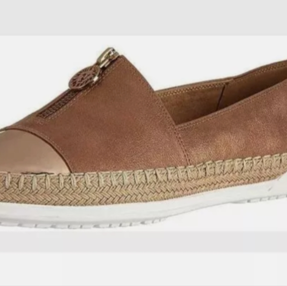Anne Klein Akzetta Flex Slip On Shoe Casual Comfy Classy Chic Size 9 Narrow - Picture 8 of 10